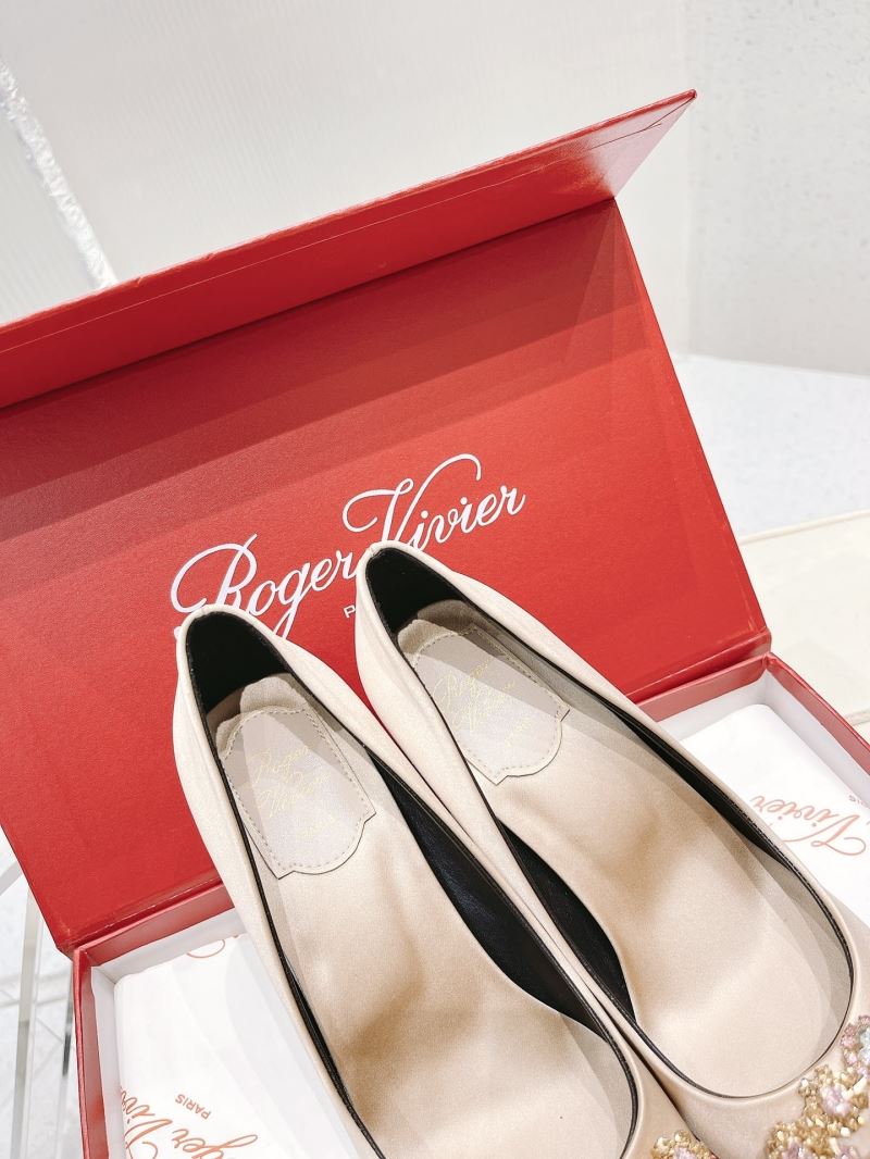 Roger Vivier flat shoes